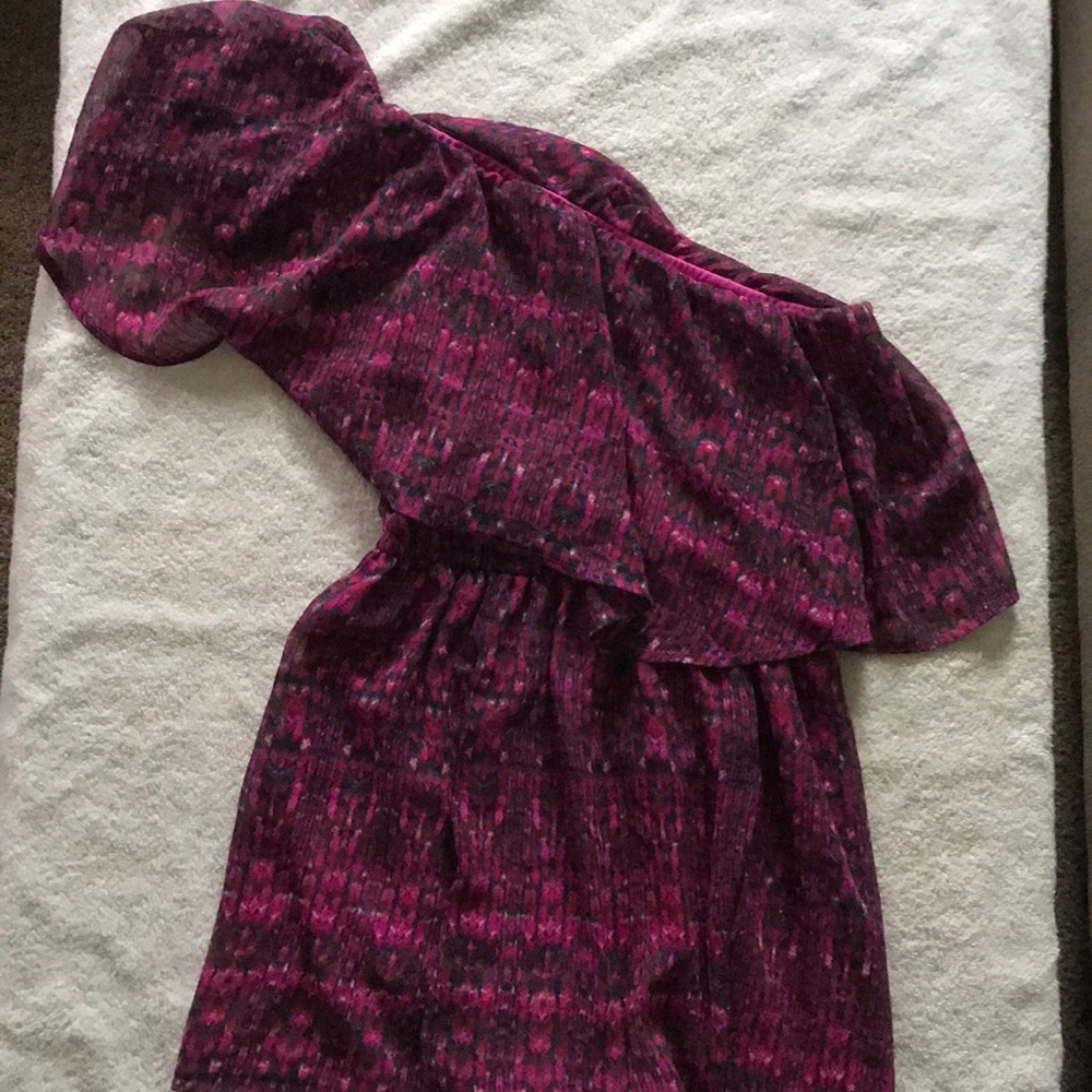 One shoulder, romper